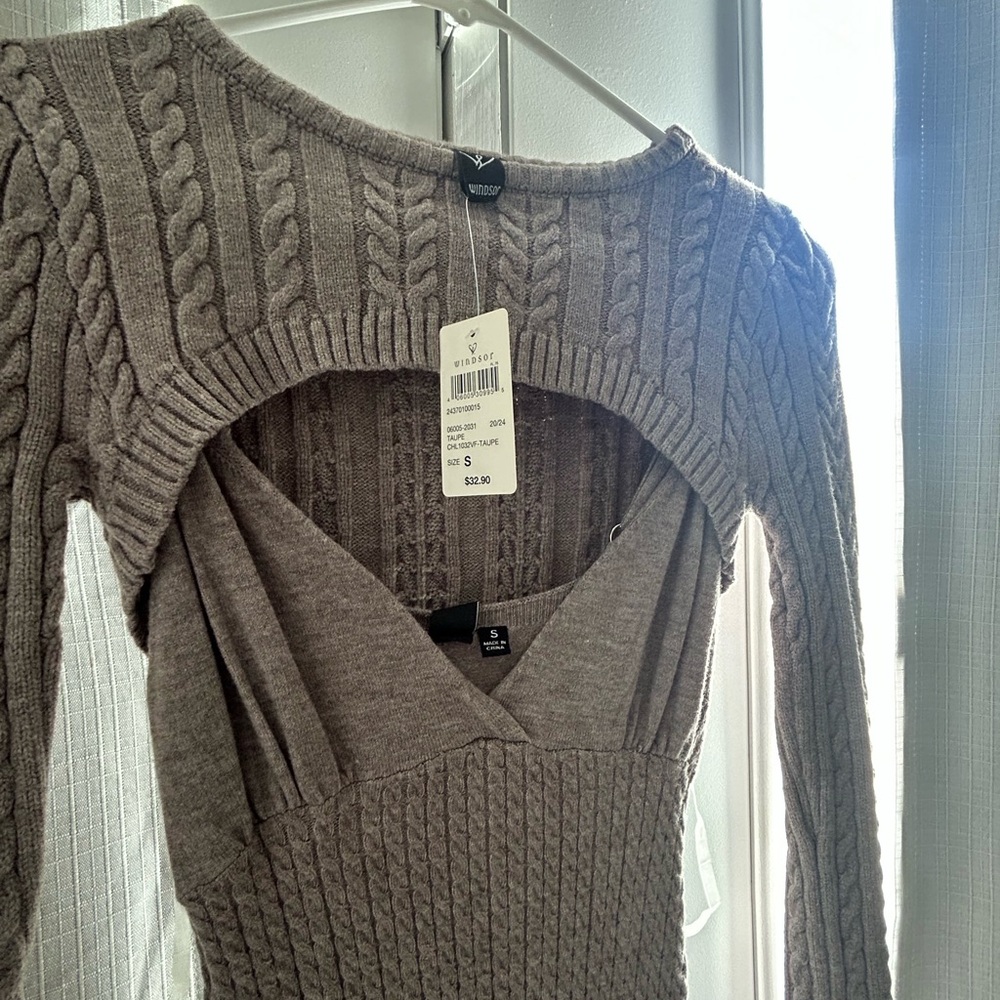 Windsor Women's Taupe Cable Knit Sweater